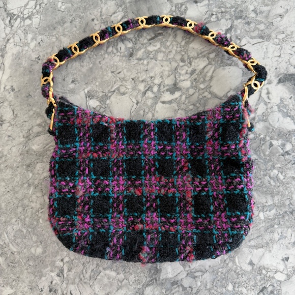 Chanel Tweed Shoulder Bag - Picture 6 of 8